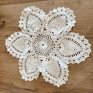 VTG Crochet Doily 11" Ivory Snowflake Flower Grannycore Country Cottage